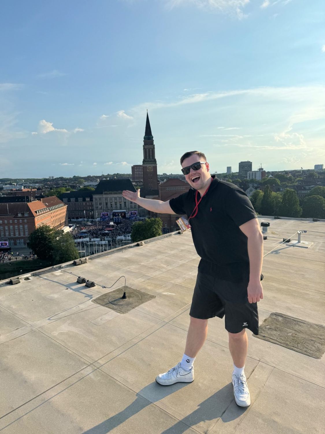 Hinter den Kulissen